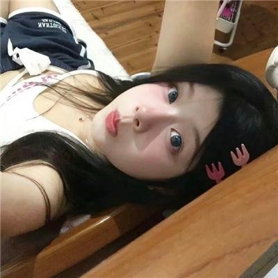 两个人一双手